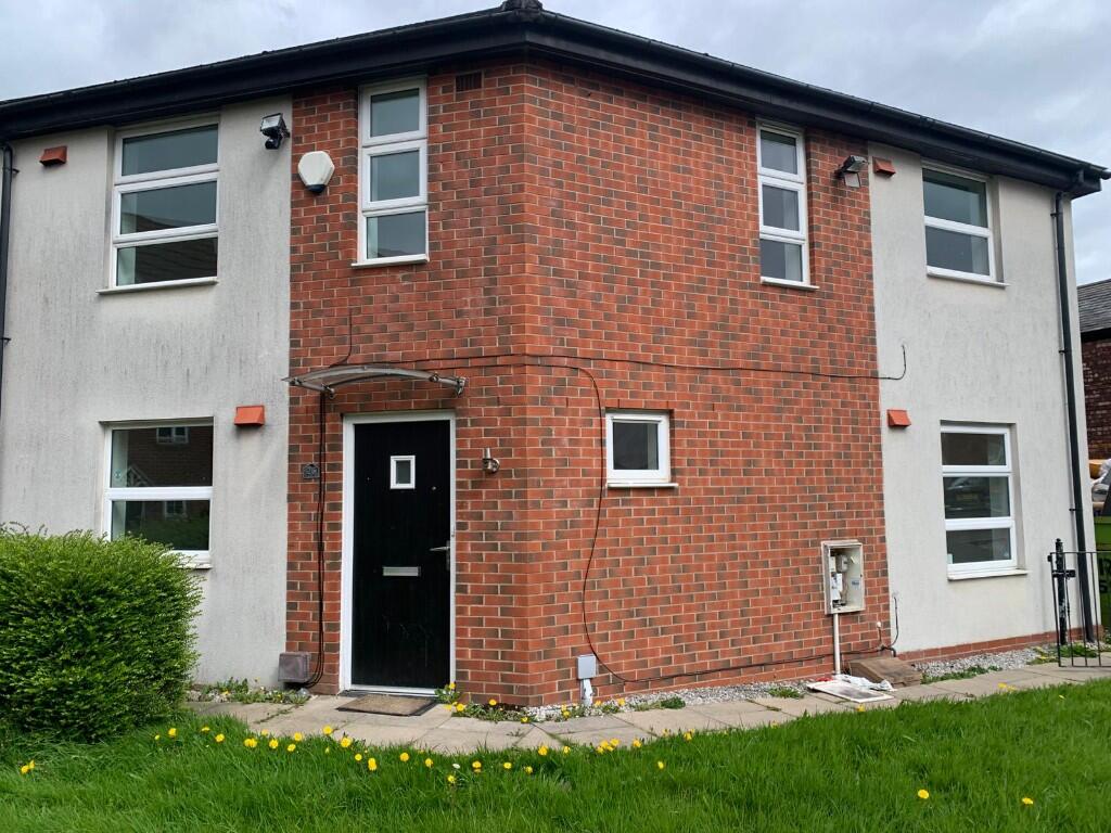 Main image of property: 26 Dean Lane, Manchester, Greater Manchester, M40 3AU