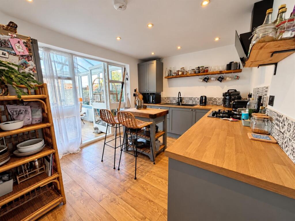 House in Evesham, Bengeworth - View 2