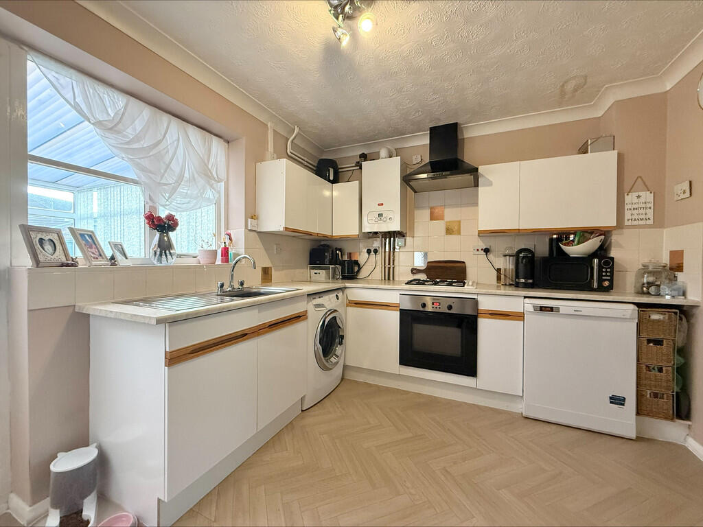 Malin Court, Caister-on-sea photo 2