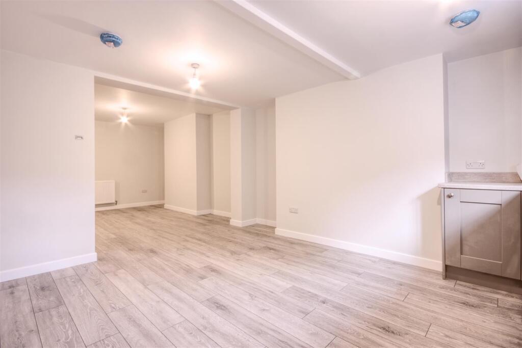 Apartment in Skipton, Mill Fields - View 2