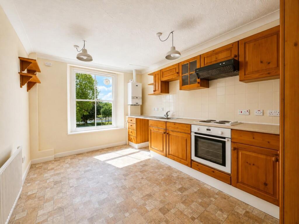 Apartment in Exeter - View 5