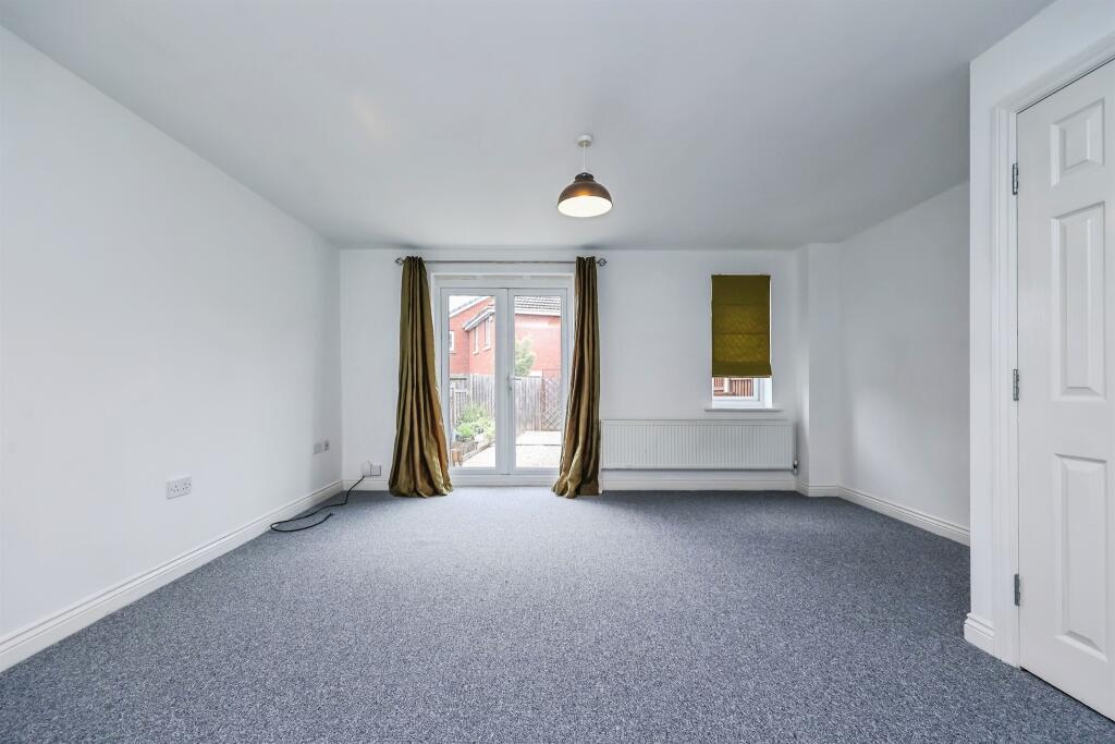 House in Ilkeston - More