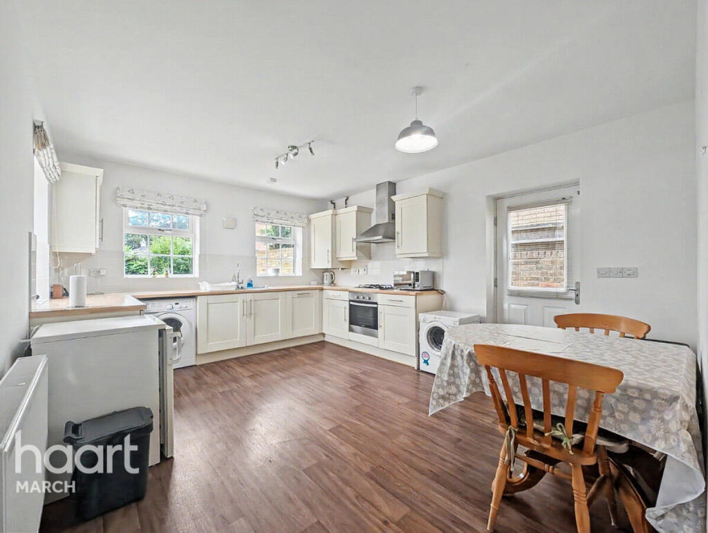 House in Fenland, Chatteris - View 2