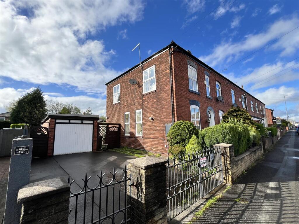 Main image of property: Cheetham Hill Road, Dukinfield