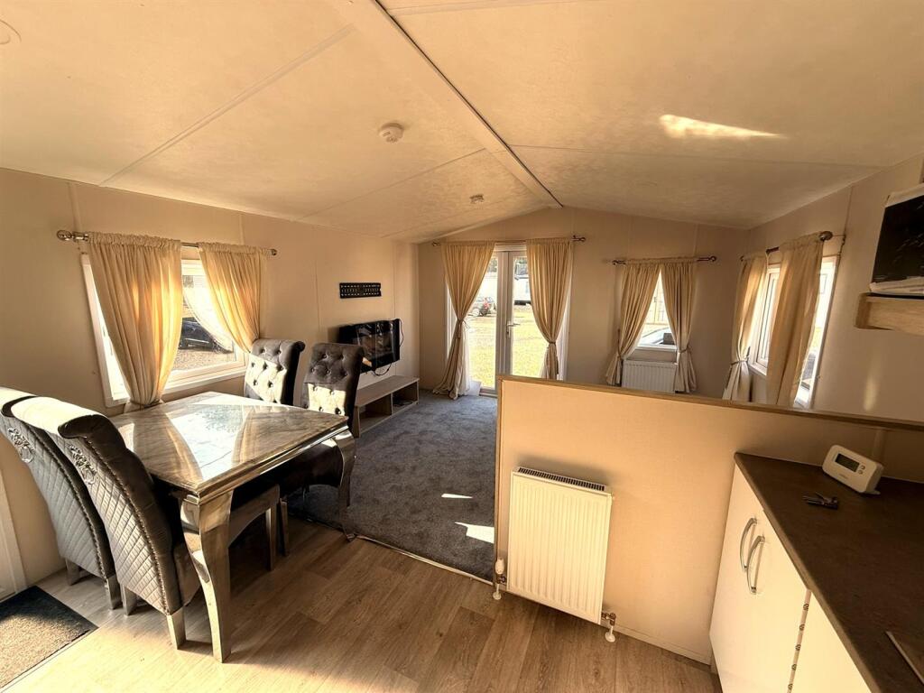 Little Lakeland Caravan Park, Wortwell, Harleston photo 2