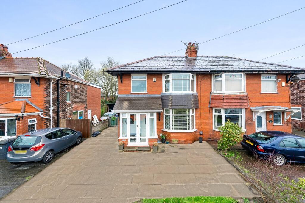 Main image of property: Brandlesholme Road, Brandlesholme
