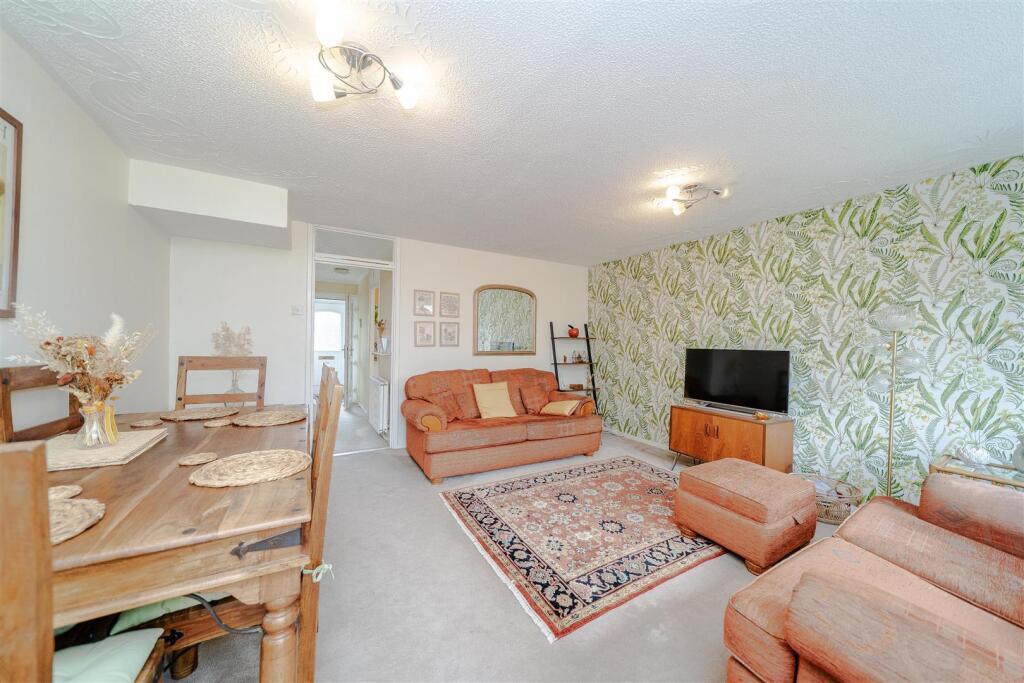 Kennedy Grove, Stirchley, Birmingham – pohled 5