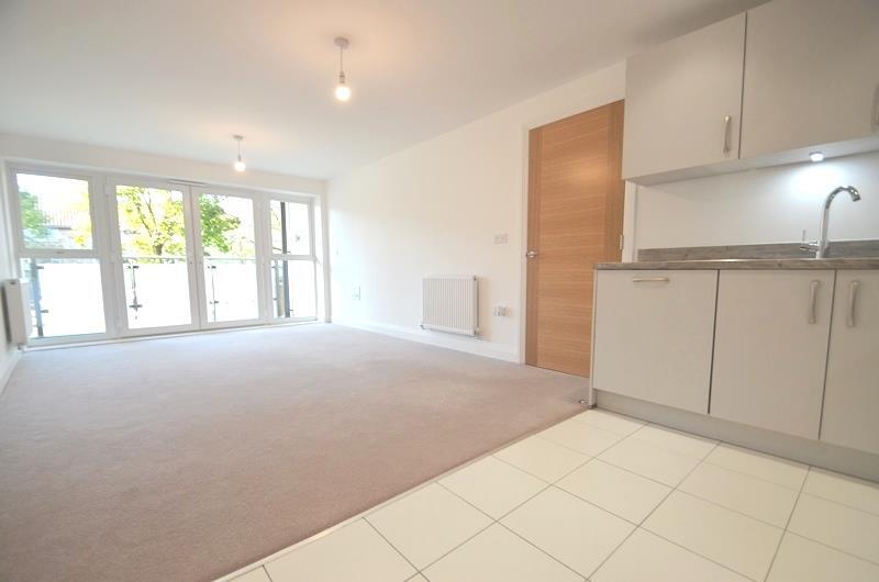 Apartment in Southall - View 2