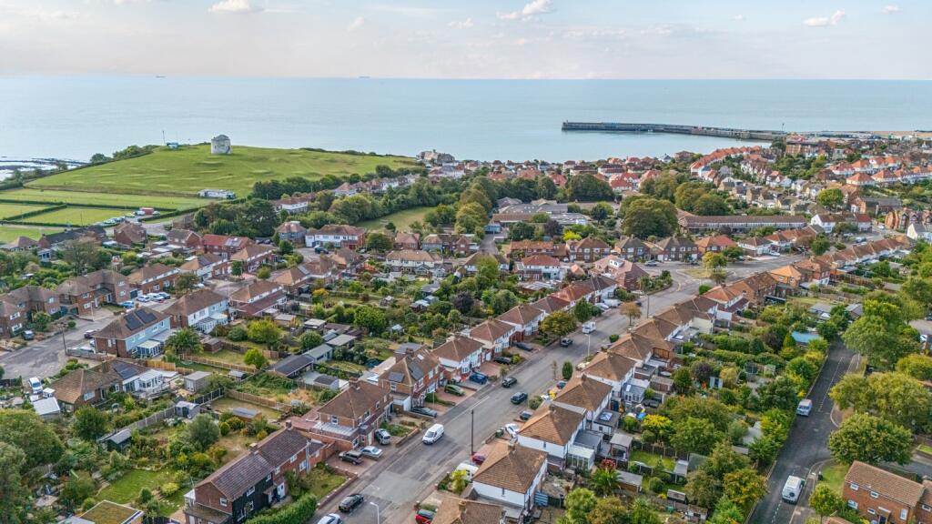 House in Canterbury - View 2