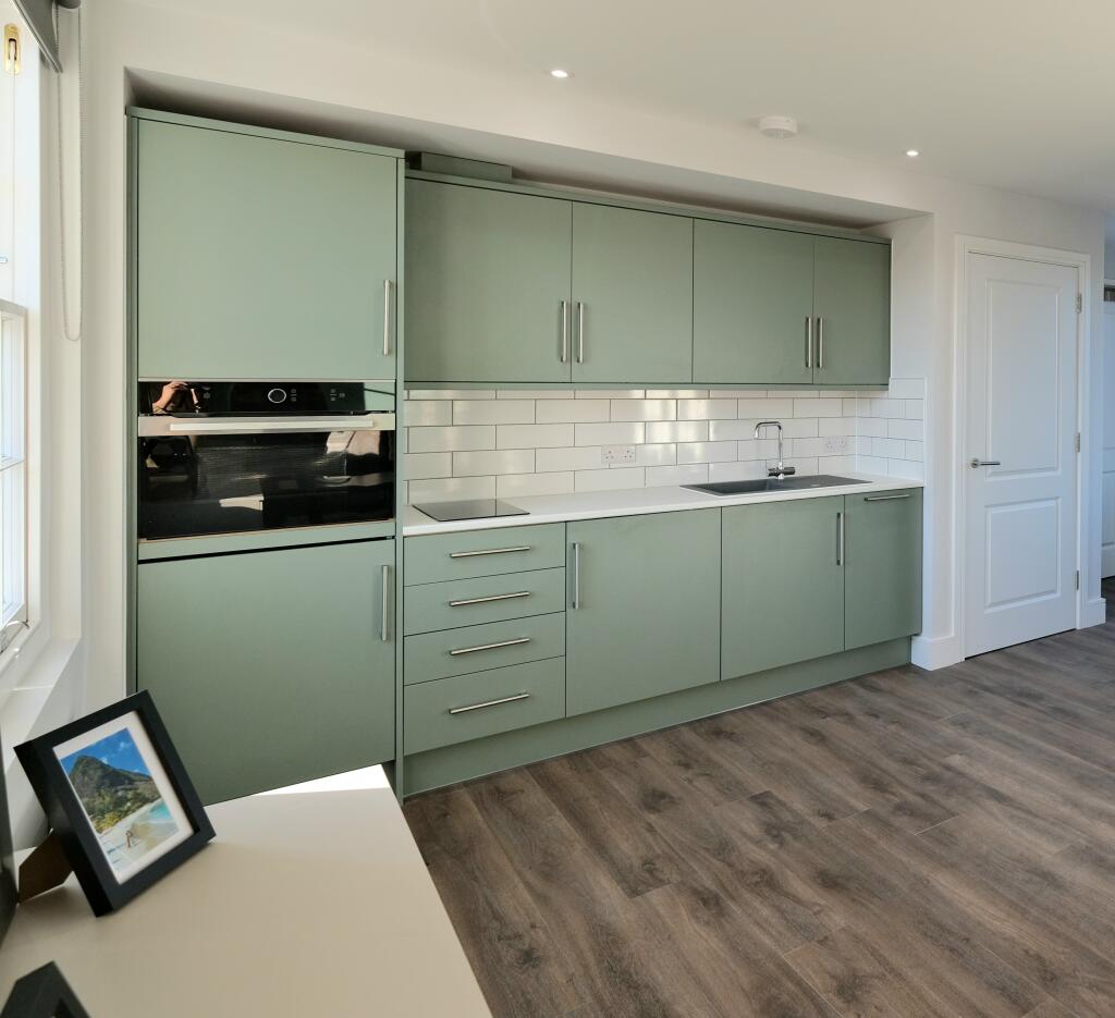 Main image of property: 17-19 Willow Walk, Cambridge, CB1 1LA