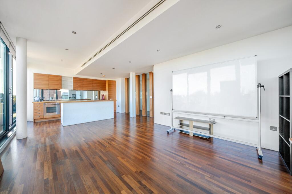 Main image of property: Green Walk, London, SE1