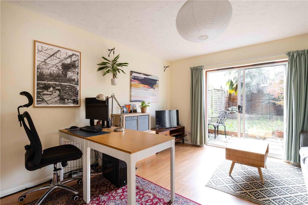 House in London - View 4