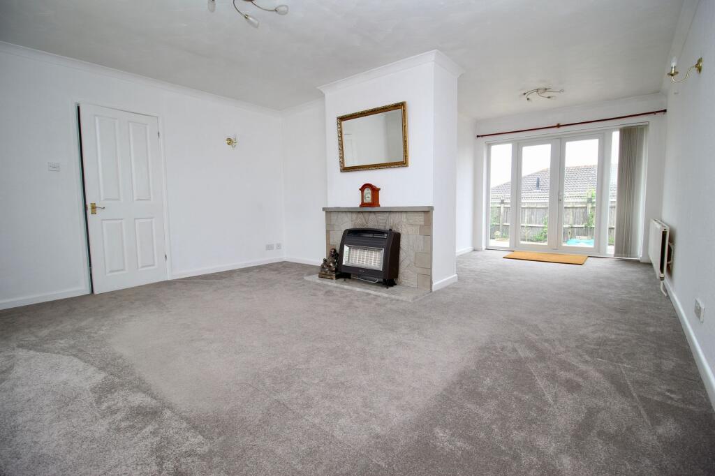 House in Southampton, Boorley Green, Botley - More