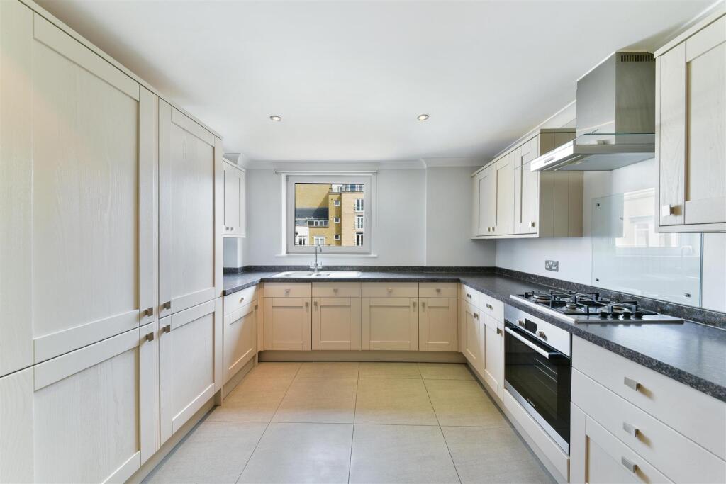 Main image of property: 108-124 Narrow Street, Limehouse, London