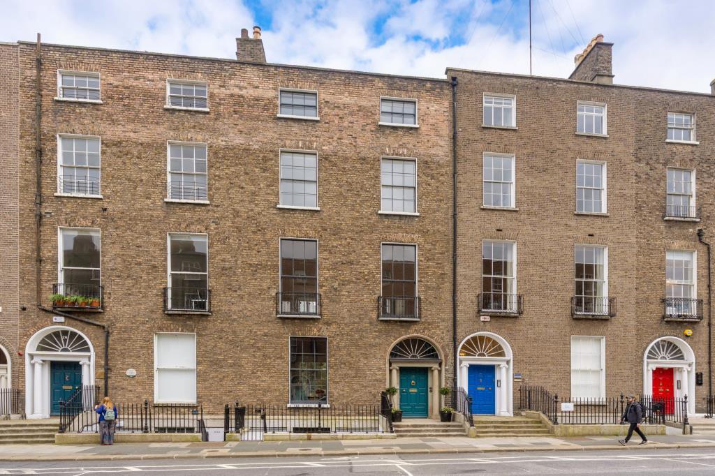 Main image of property: 25 Fitzwilliam Street Upper, Dublin 2, D02 K235