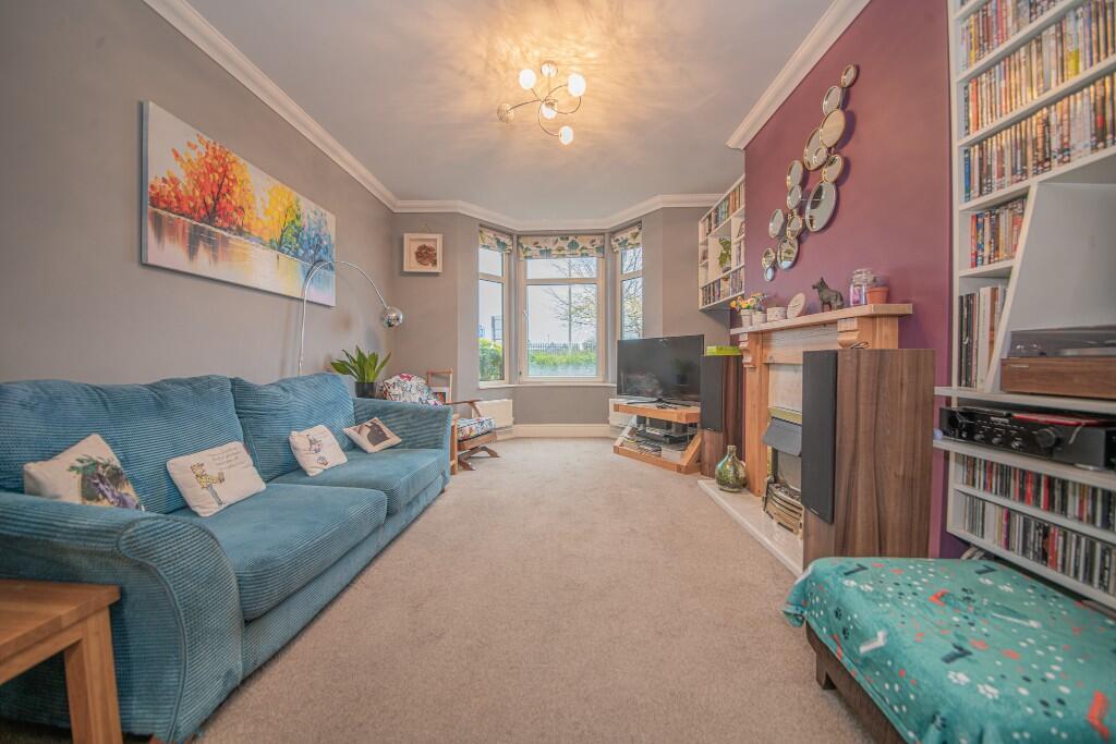 Southampton Road, Eastleigh, SO50 photo 2