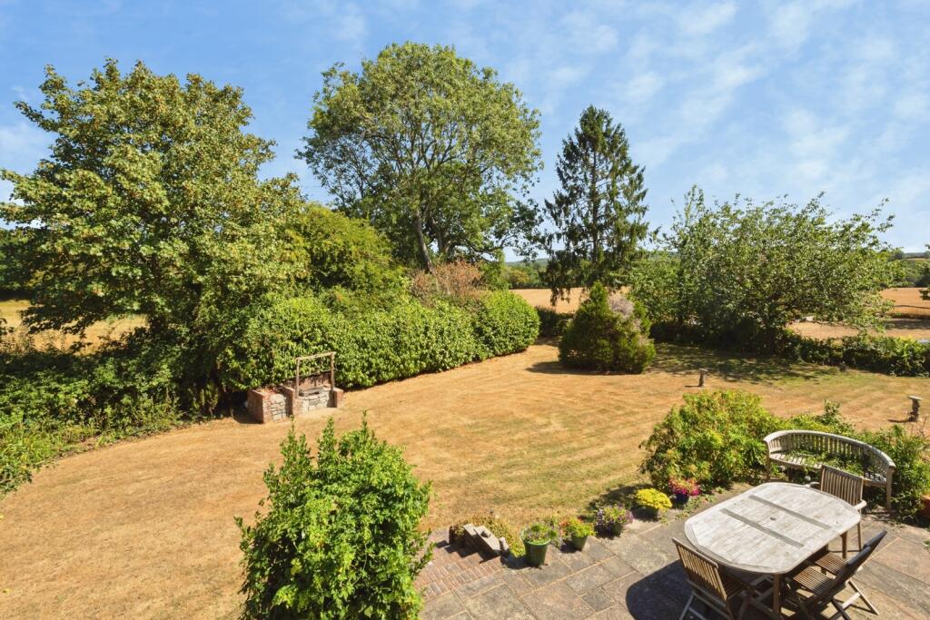 House in Rother, Brightling - More
