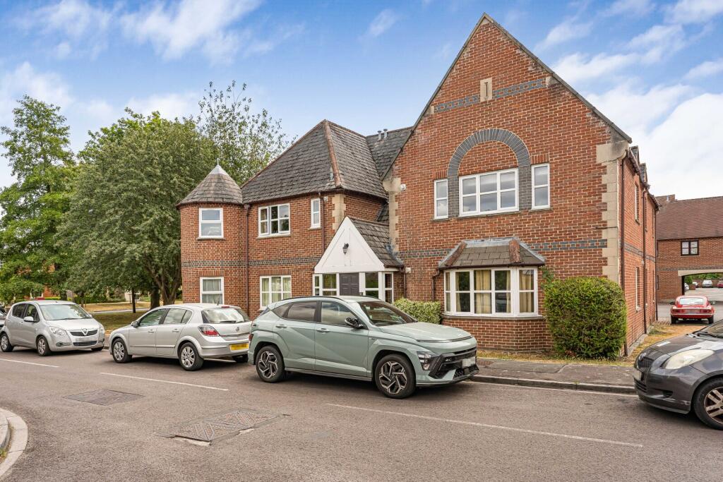 Main image of property: Field Gardens, Steventon, Abingdon, Oxfordshire, OX13