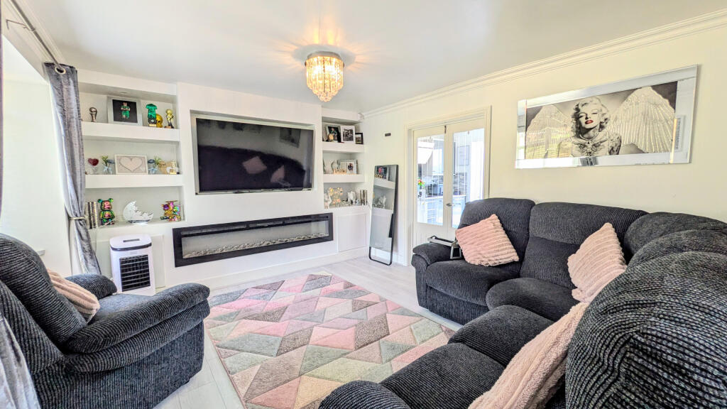 House in Merthyr Tydfil, Gellideg, Cyfarthfa - View 3