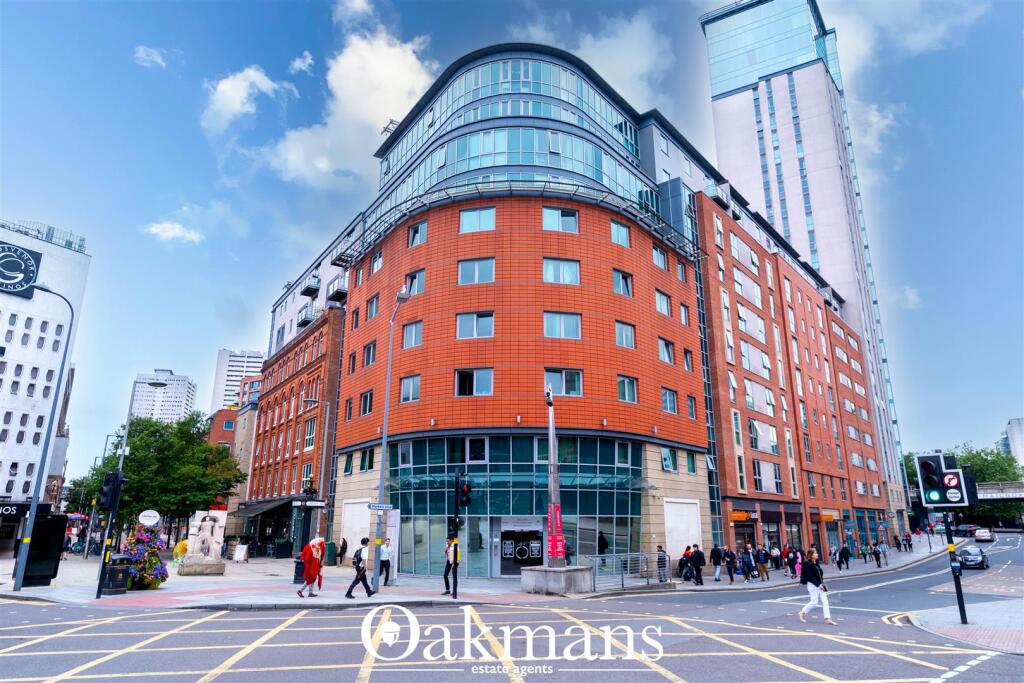 2-bed apartment on Navigation Street, Birmingham, B5, £190,000