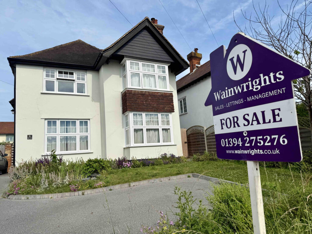 3-bed detached on Riby Road, Felixstowe, IP11, £400,000
