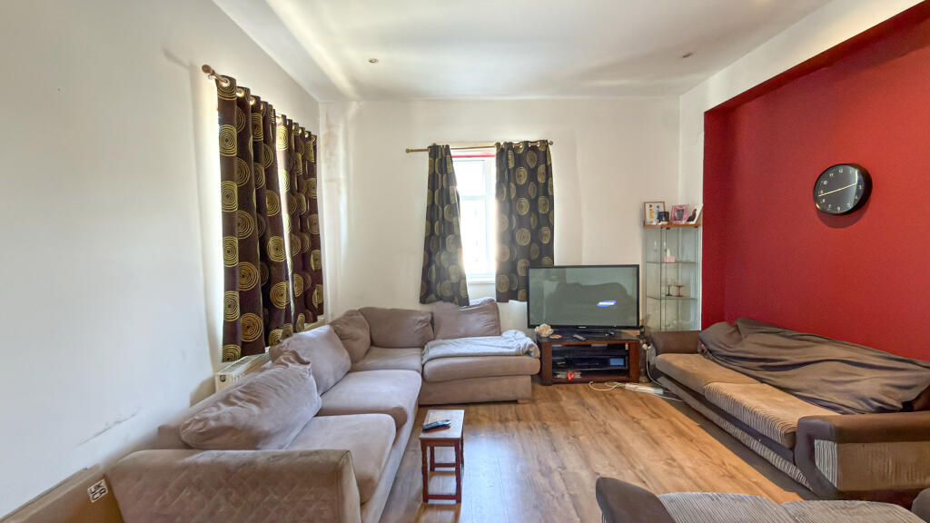 Apartment in London - More