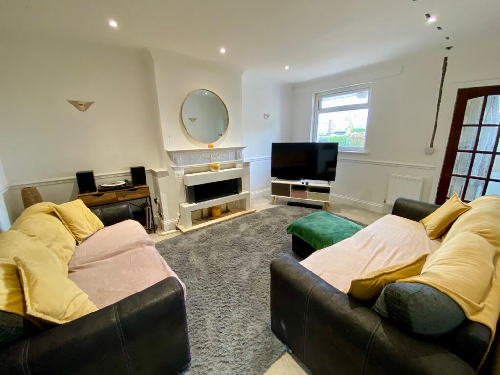 House in Bradford, Wrose - View 3
