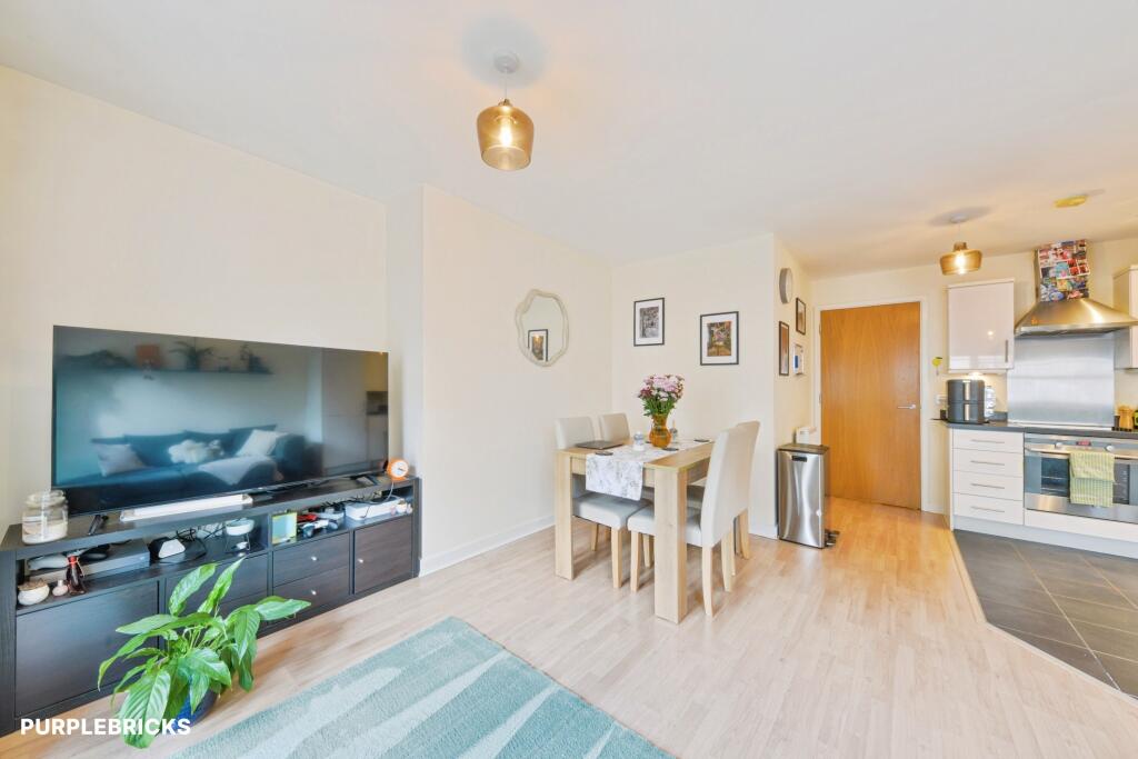Apartment in Stevenage - More