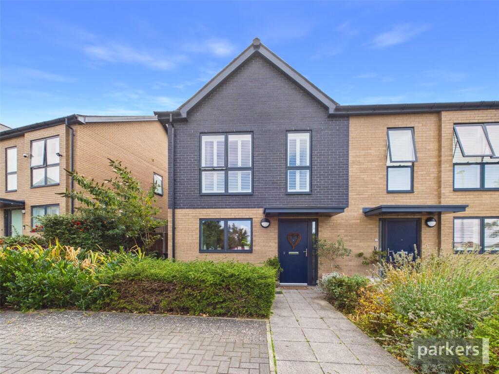 3-bed semi-detached on Sutton Close, Earley, Reading, Berkshire, RG6, £525,000