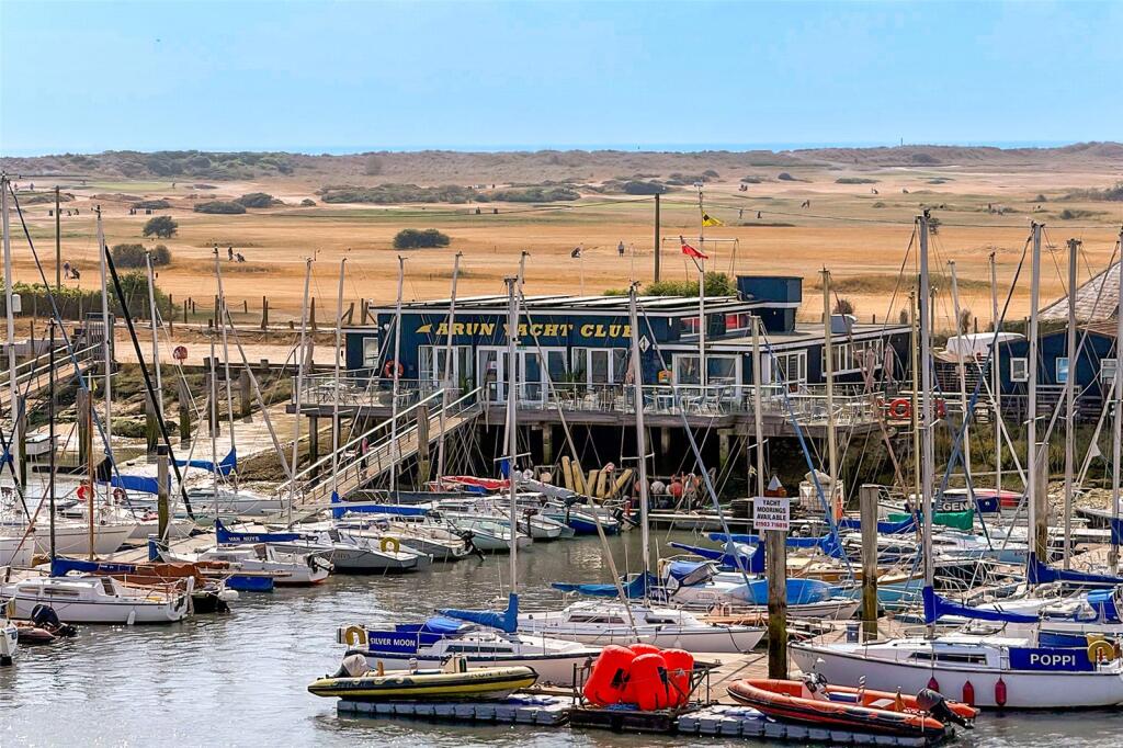 Apartment in Arun, Littlehampton - View 5