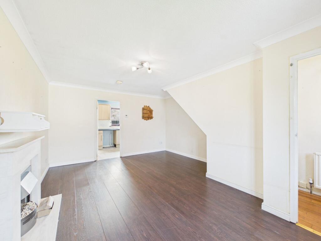 Severn Crescent, North Wingfield, S42 photo 2