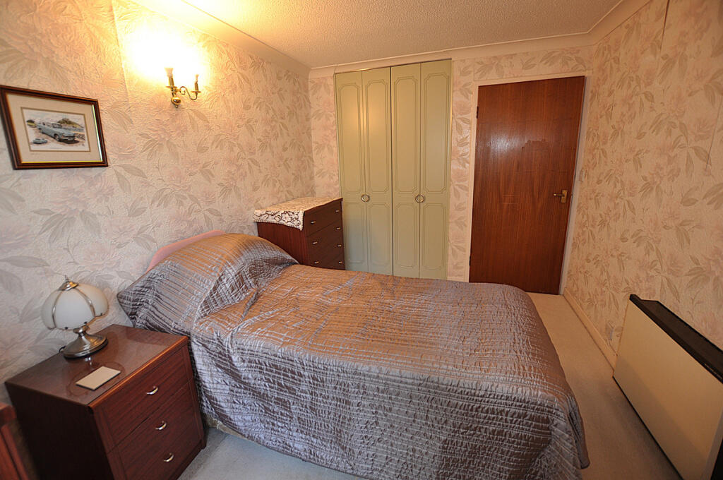 Apartment in Newcastle upon Tyne - View 5