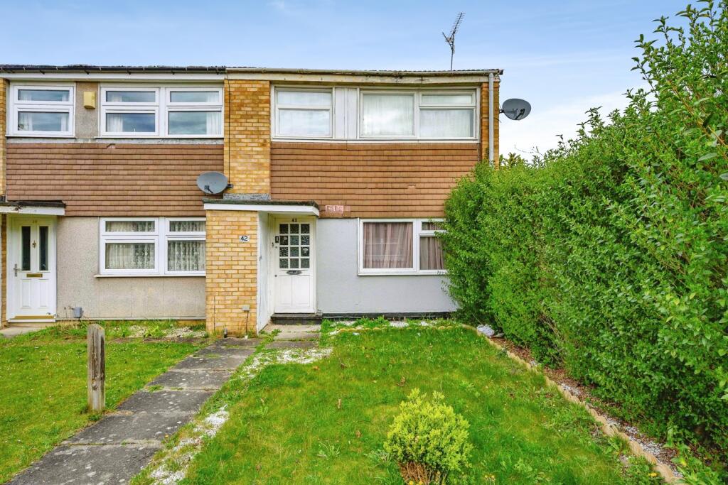 Main image of property: Waleys Close, LUTON, Bedfordshire, LU3