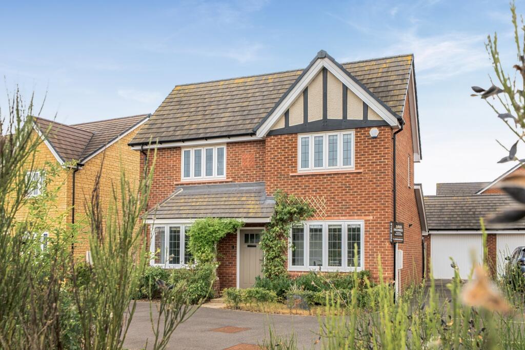Main image of property: Wilkins Close, Brize Norton, Carterton, Oxfordshire, OX18