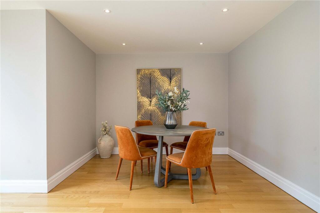Apartment in London - View 3