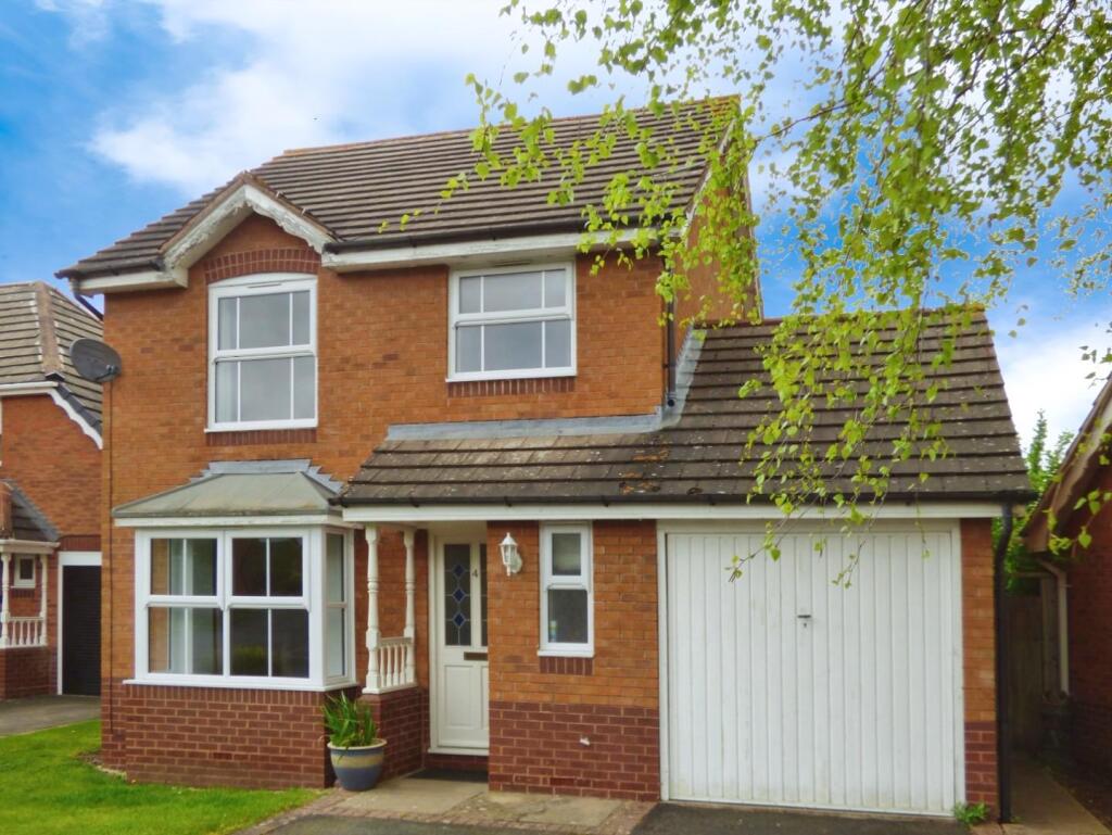 Main image of property: Redwing Close, Stratford-upon-Avon