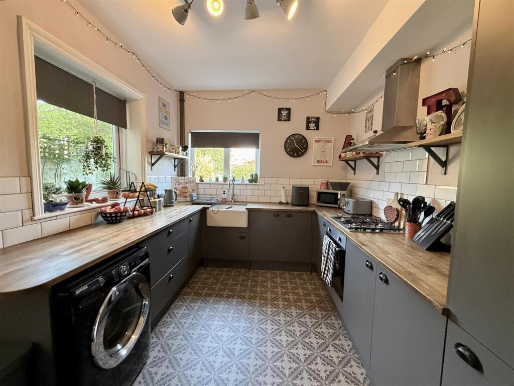 House in Cowes, Isle of Wight - View 4