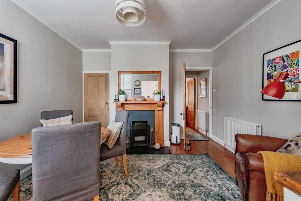 House in Reigate and Banstead, Surrey - View 5