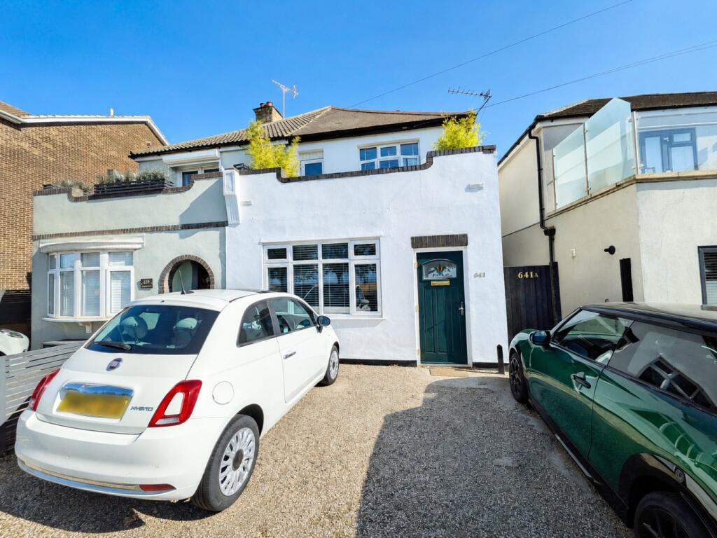 Main image of property: London Road, Hadleigh, Essex