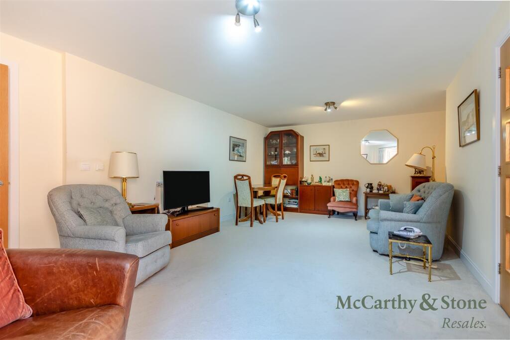 Apartment in Birmingham - View 3