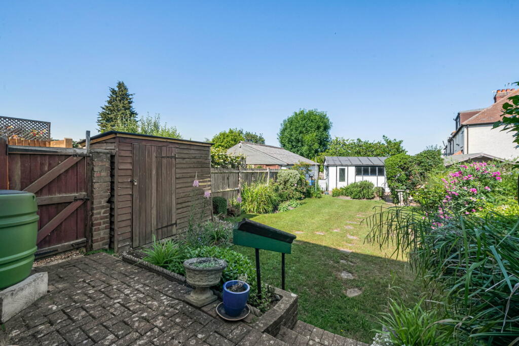 Birchwood Avenue, Beckenham, BR3 photo 4