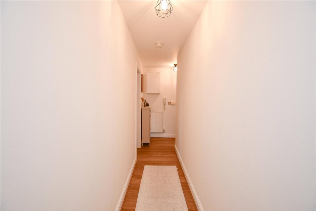 Apartment in Wallasey, Liscard - More