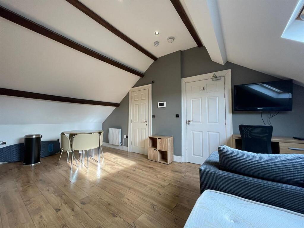 Main image of property: St. Leonards Gate, Lancaster
