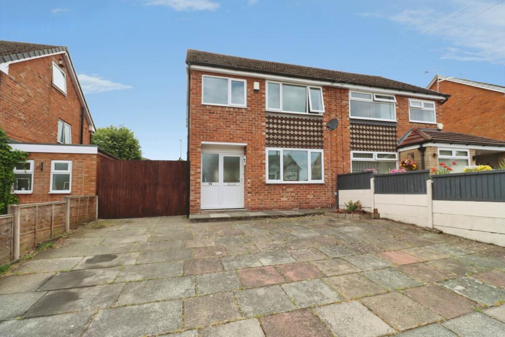 Main image of property: Shallmarsh Road, Higher Bebington