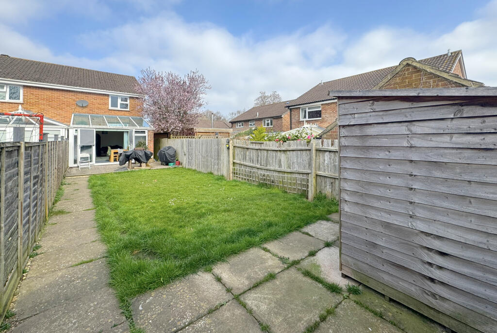 Ditchbury, Lymington, Hampshire, SO41 photo 4