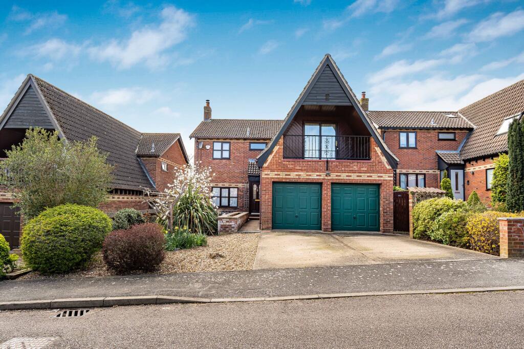 Main image of property: Metcalfe Way, Haddenham, CB6