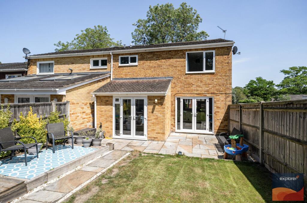 House in Basingstoke and Deane, Buckskin - View 2