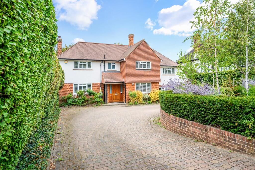 Main image of property: Heath Drive, Sutton