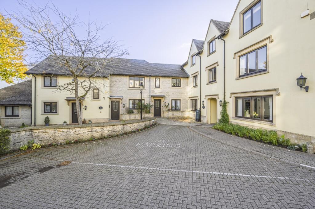 2-bed other on 1, Bath Lodge, Chantry Court, Tetbury, Gloucestershire, GL8, £250,000