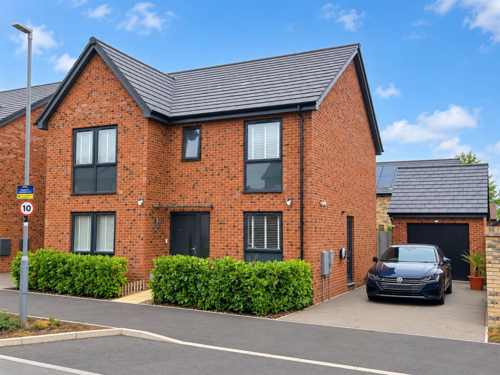 House in Milton Keynes, Whitehouse